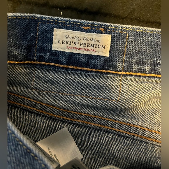 LEVI’S - Picture 5 of 6